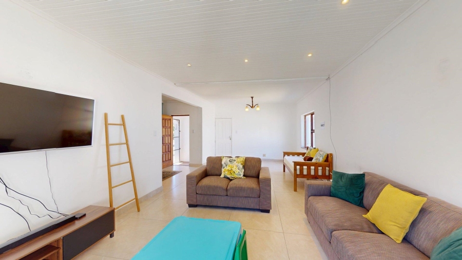 4 Bedroom Property for Sale in Walmer Heights Eastern Cape